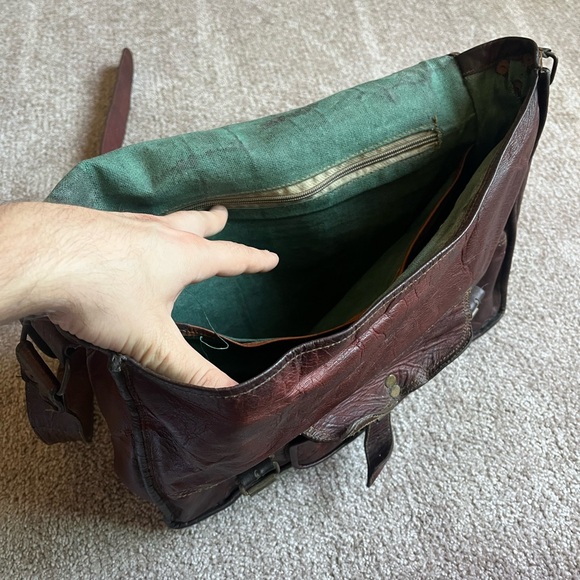 VTG 60’s Leather Satchel / Messenger Bag - Picture 7 of 7